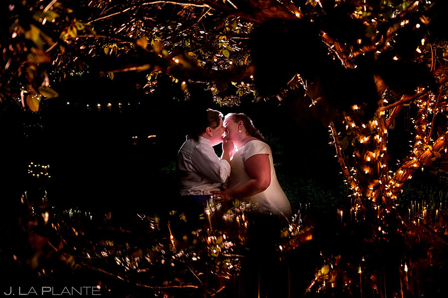 The Greenbriar Inn Wedding: Leigh & Sam | Kiss